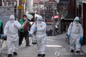 “大连8天215人感染:多人为大学生” 大连 感染者？